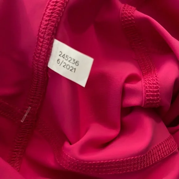Outdoor Voices Zoom 1/2 Leggings Size XS Winecup Pink
